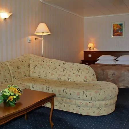 Imperial And Spa, Riviera Club 5*
